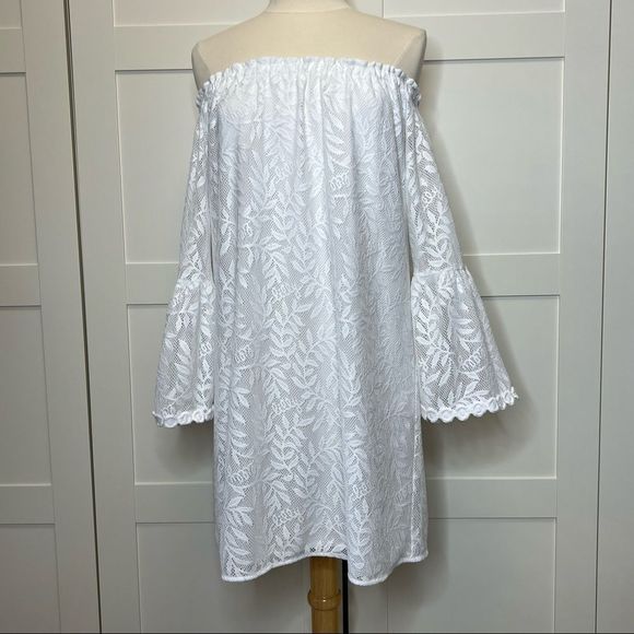 Lilly Pulitzer Dresses & Skirts - Lilly Pulitzer Nevie Dress Resort White Swirling Leaf Lilly Lace S Strapless